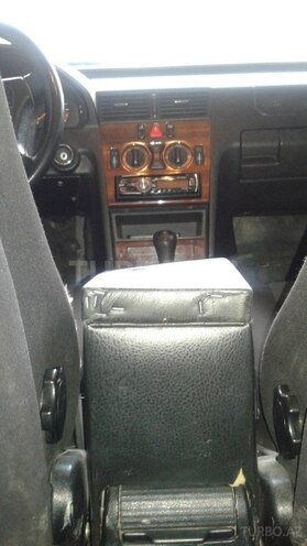 Mercedes C 180 1996, 285,000 km - 1.8 l - İsmayıllı