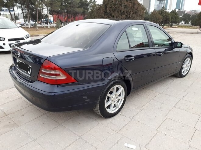 Mercedes C 220 2003, 220,000 km - 2.2 л - Xırdalan