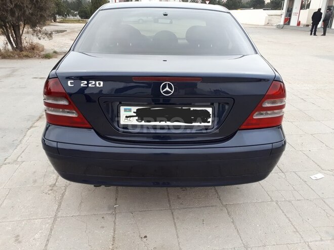 Mercedes C 220 2003, 220,000 km - 2.2 л - Xırdalan