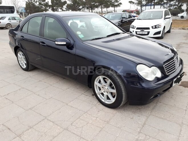Mercedes C 220 2003, 220,000 km - 2.2 л - Xırdalan
