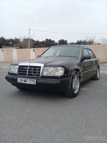 Mercedes E 230 1990, 370,000 km - 2.3 l - Bakı