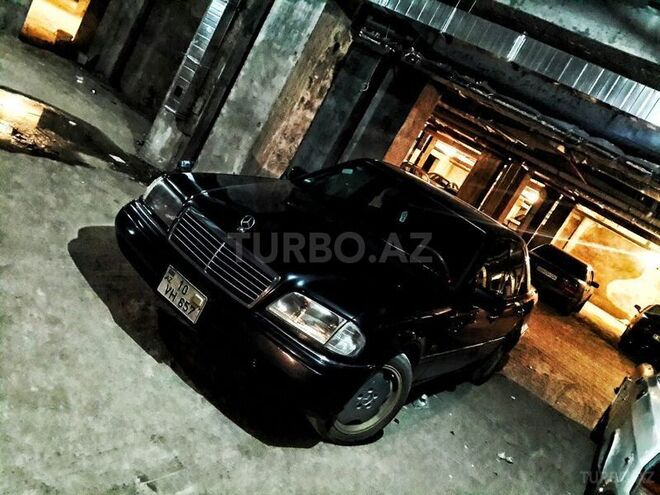 Mercedes C 280 1995, 300,000 km - 2.8 l - Bakı