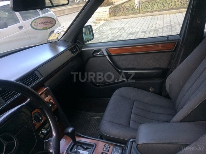 Mercedes E 220 1995, 313,155 km - 2.2 л - Bakı