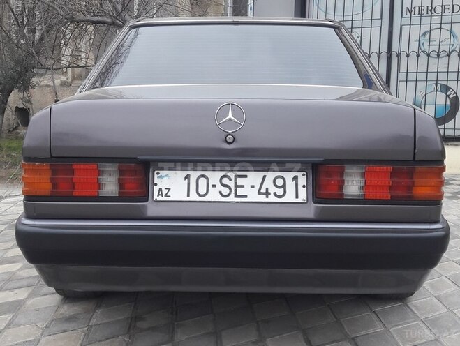 Mercedes 190 1991, 300,000 km - 2.0 л - Sumqayıt