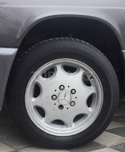Mercedes 190 1991, 300,000 km - 2.0 л - Sumqayıt