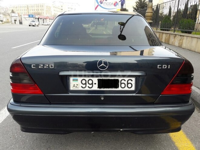 Mercedes C 220 1999, 353,000 km - 2.2 l - Bakı