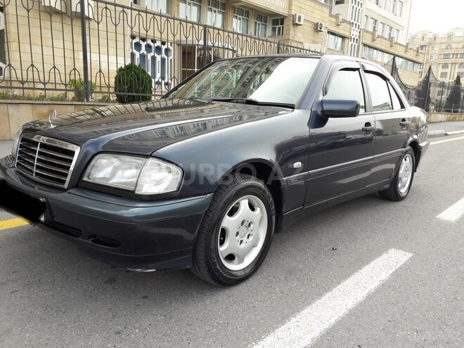 Mercedes C 220 1999, 353,000 km - 2.2 l - Bakı