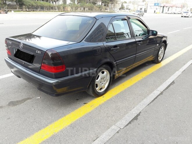 Mercedes C 220 1999, 353,000 km - 2.2 l - Bakı