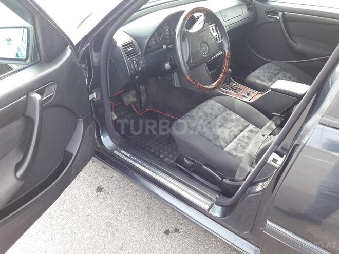 Mercedes C 220 1999, 353,000 km - 2.2 l - Bakı