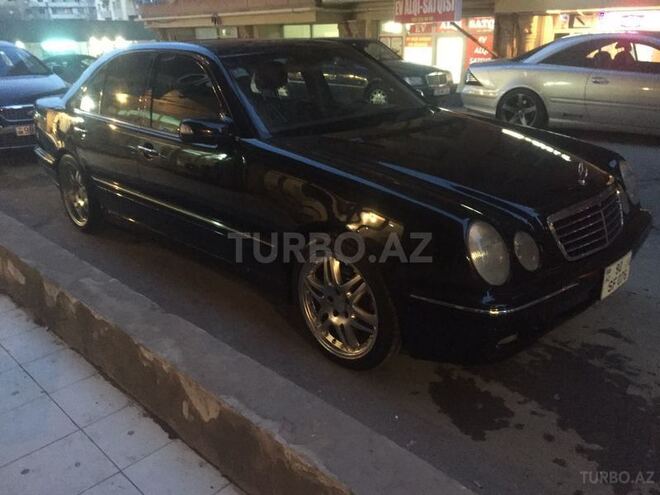 Mercedes E 320 2000, 284,000 km - 3.2 l - Bakı