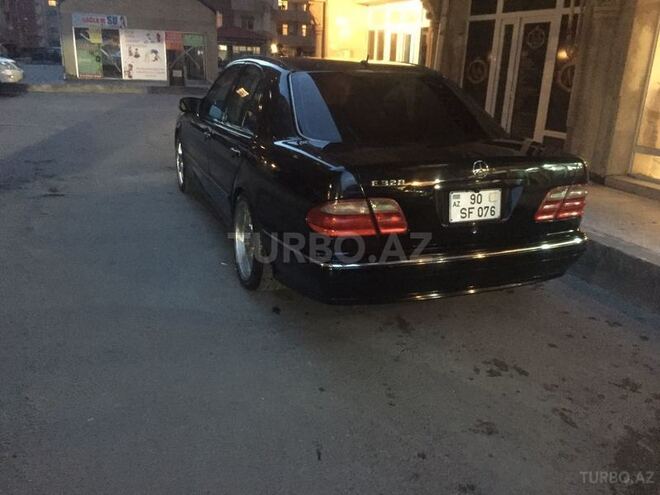 Mercedes E 320 2000, 284,000 km - 3.2 l - Bakı
