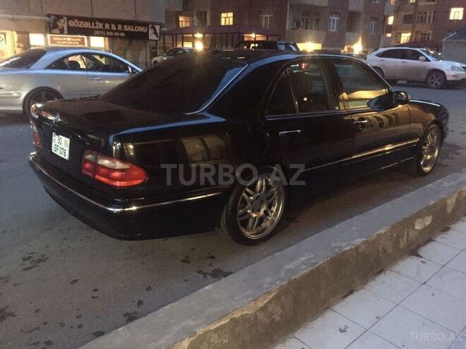 Mercedes E 320 2000, 284,000 km - 3.2 l - Bakı
