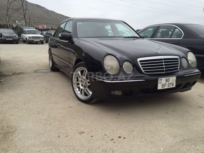 Mercedes E 320 2000, 284,000 km - 3.2 l - Bakı