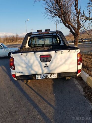 Mitsubishi L200 2011, 129,000 km - 0.3 l - Naxçıvan