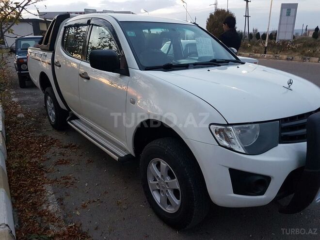 Mitsubishi L200 2011, 129,000 km - 0.3 l - Naxçıvan