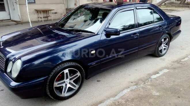 Mercedes E 280 1996, 280,000 km - 2.8 l - Bakı