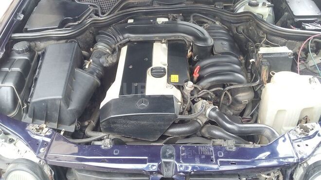 Mercedes E 280 1996, 280,000 km - 2.8 l - Bakı