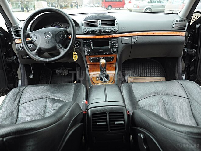 Mercedes E 320 2002, 214,404 km - 3.2 l - Mingəçevir