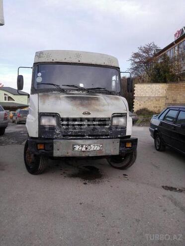 ZIL 5301 1998, 170,000 km - 0.4 l - Quba