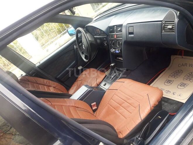 Mercedes C 180 1995, 300,598 km - 1.8 l - Bakı