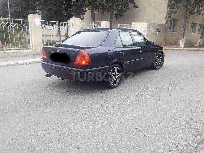 Mercedes C 180 1995, 300,598 km - 1.8 l - Bakı