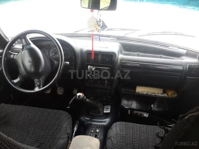 GAZ 3110 2004, 173,000 km - 2.4 l - Sumqayıt