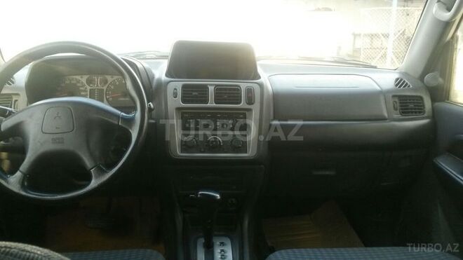 Mitsubishi Pajero io 2000, 160,000 km - 2.0 l - Masallı
