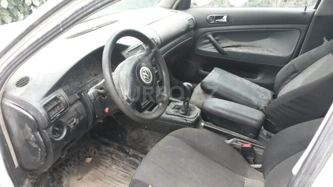 Volkswagen Passat 1998, 150,000 km - 1.8 l - Şəki
