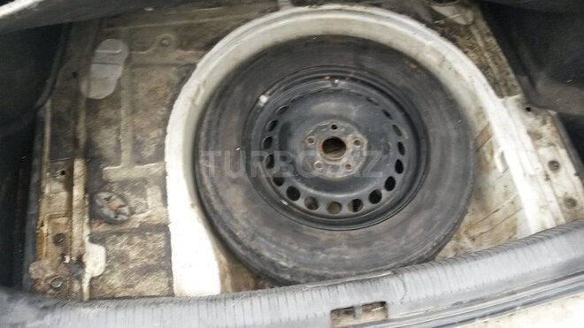 Volkswagen Passat 1998, 150,000 km - 1.8 l - Şəki