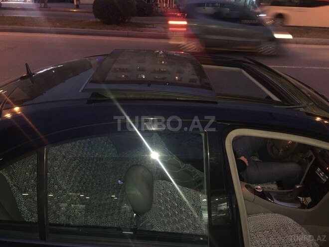 Mercedes E 220 2002, 248,000 km - 2.2 l - Sumqayıt