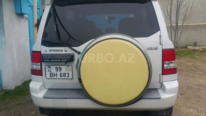 Mitsubishi Pajero io 2000, 220,000 km - 2.0 l - Bakı