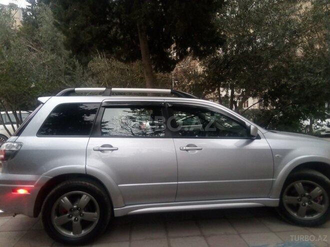 Mitsubishi Outlander 2005, 131,000 km - 2.4 l - Bakı