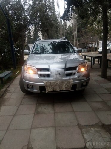 Mitsubishi Outlander 2005, 131,000 km - 2.4 l - Bakı