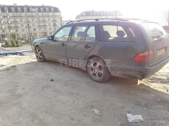 Mercedes E 200 1998, 2,500,000 km - 0.2 л - Bakı