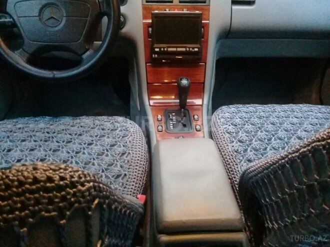 Mercedes E 230 1996, 308,696 km - 2.3 л - Sumqayıt