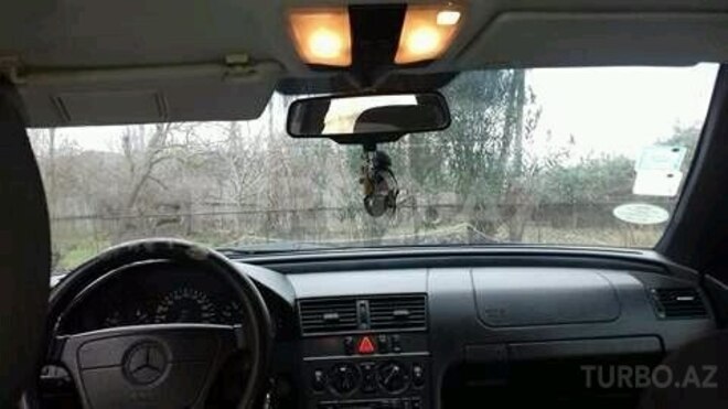 Mercedes C 180 1997, 320,000 km - 1.8 л - Bakı