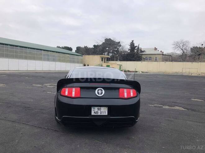Ford Mustang 2009, 56,000 km - 4.0 л - Bakı