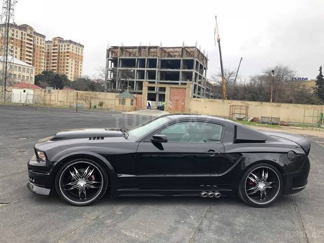 Ford Mustang 2009, 56,000 km - 4.0 л - Bakı