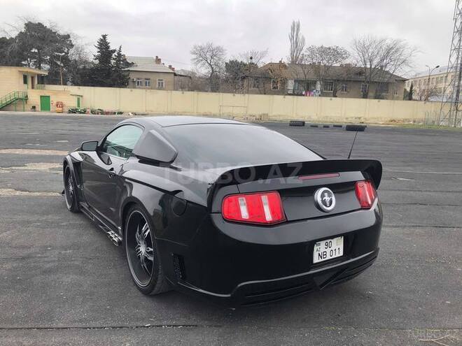 Ford Mustang 2009, 56,000 km - 4.0 л - Bakı