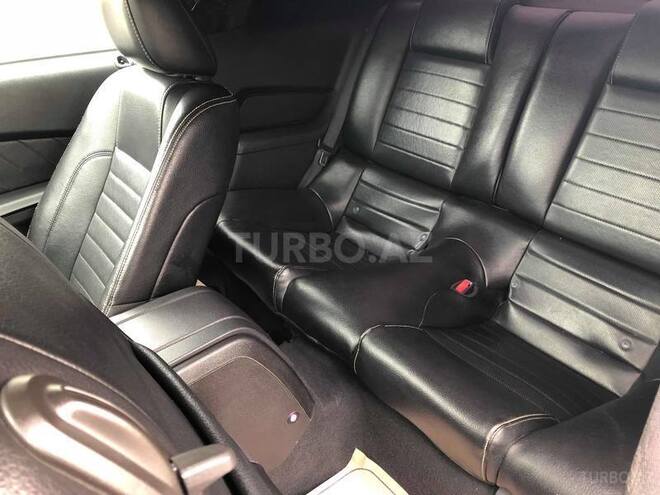 Ford Mustang 2009, 56,000 km - 4.0 л - Bakı