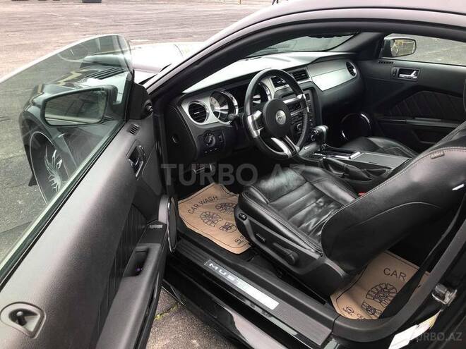 Ford Mustang 2009, 56,000 km - 4.0 л - Bakı