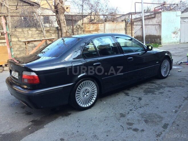 BMW 523 1999, 299,000 km - 2.5 l - Bakı
