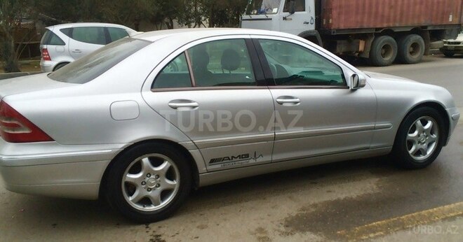 Mercedes C 240 2000, 216,000 km - 2.4 l - Bakı