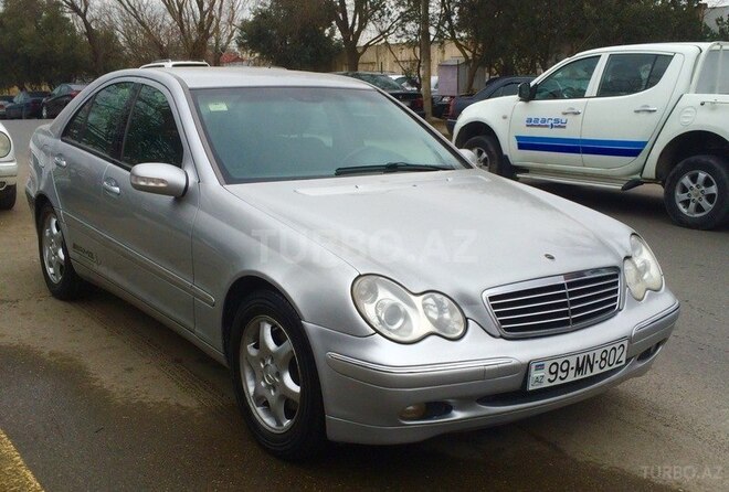 Mercedes C 240 2000, 216,000 km - 2.4 l - Bakı