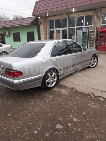 Mercedes E 220 2000, 349,000 km - 2.2 l - Ağstafa