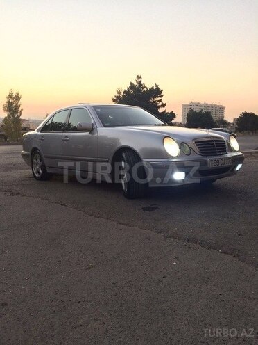 Mercedes E 220 2000, 349,000 km - 2.2 l - Ağstafa