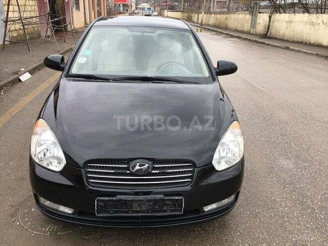 Hyundai Accent 2009, 130,000 km - 1.4 l - Quba