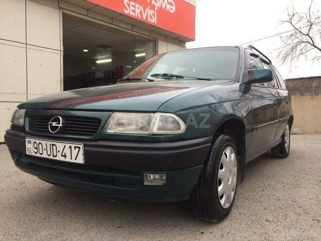 Opel Astra 1993, 358,000 km - 1.6 l - Bakı
