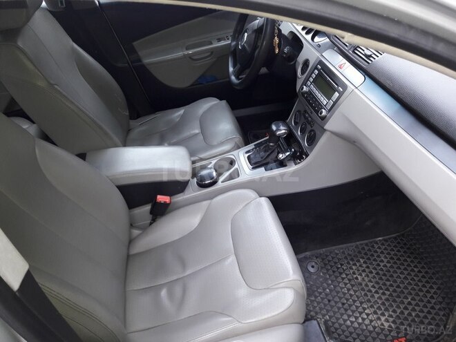Volkswagen Passat 2006, 250,000 km - 2.0 l - Bakı