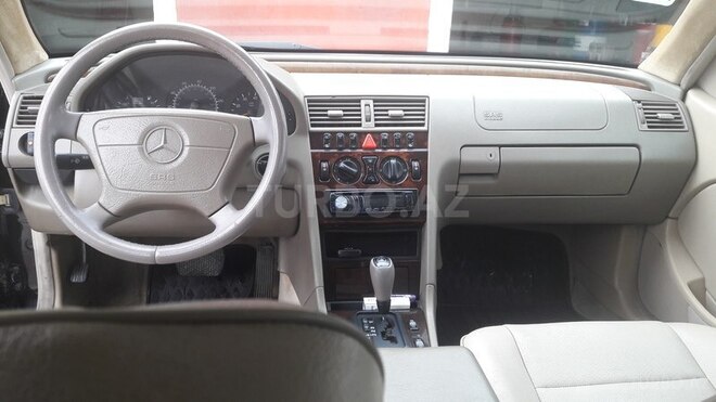 Mercedes C 230 1997, 300,000 km - 2.3 л - Bakı